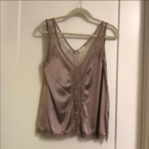 Light mauve lace tank